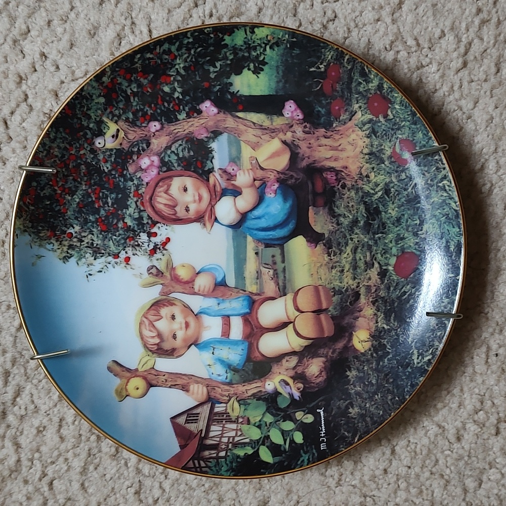 Collectors Plate